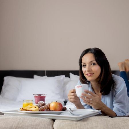 Hotel Picaro Zarska Wies Poludnie A4 Kierunek Polska Згожелец Екстериор снимка